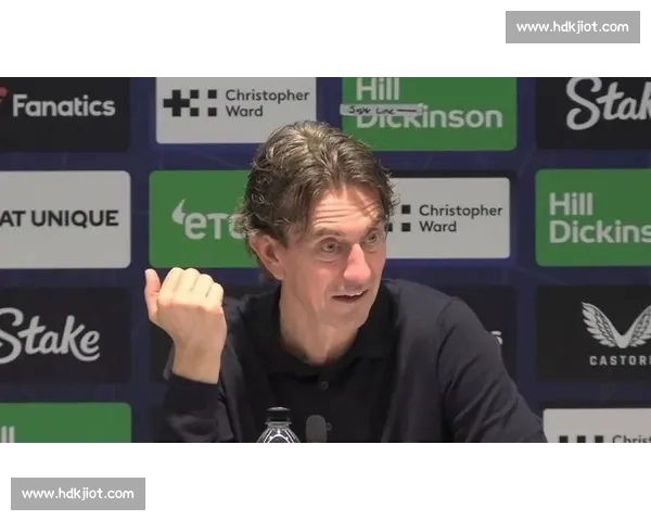 后防双擎立大功!弗兰克盛赞丹索补缺与范德芬领袖力