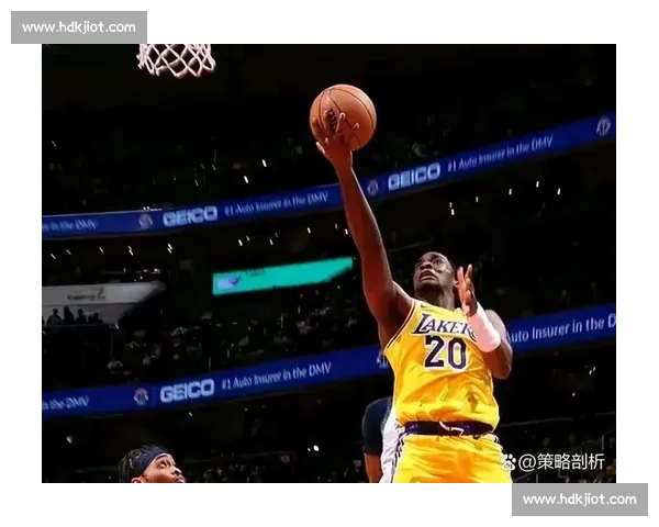 今日湖人对阵热火直播前瞻詹姆斯与巴特勒焦点之战东西部豪强巅峰对决